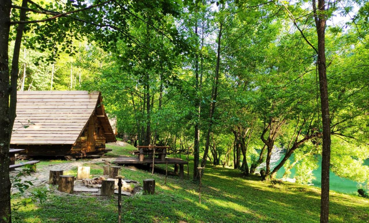 Kolibe - Robinson Camp Kupa Hotell Netretic Exteriör bild